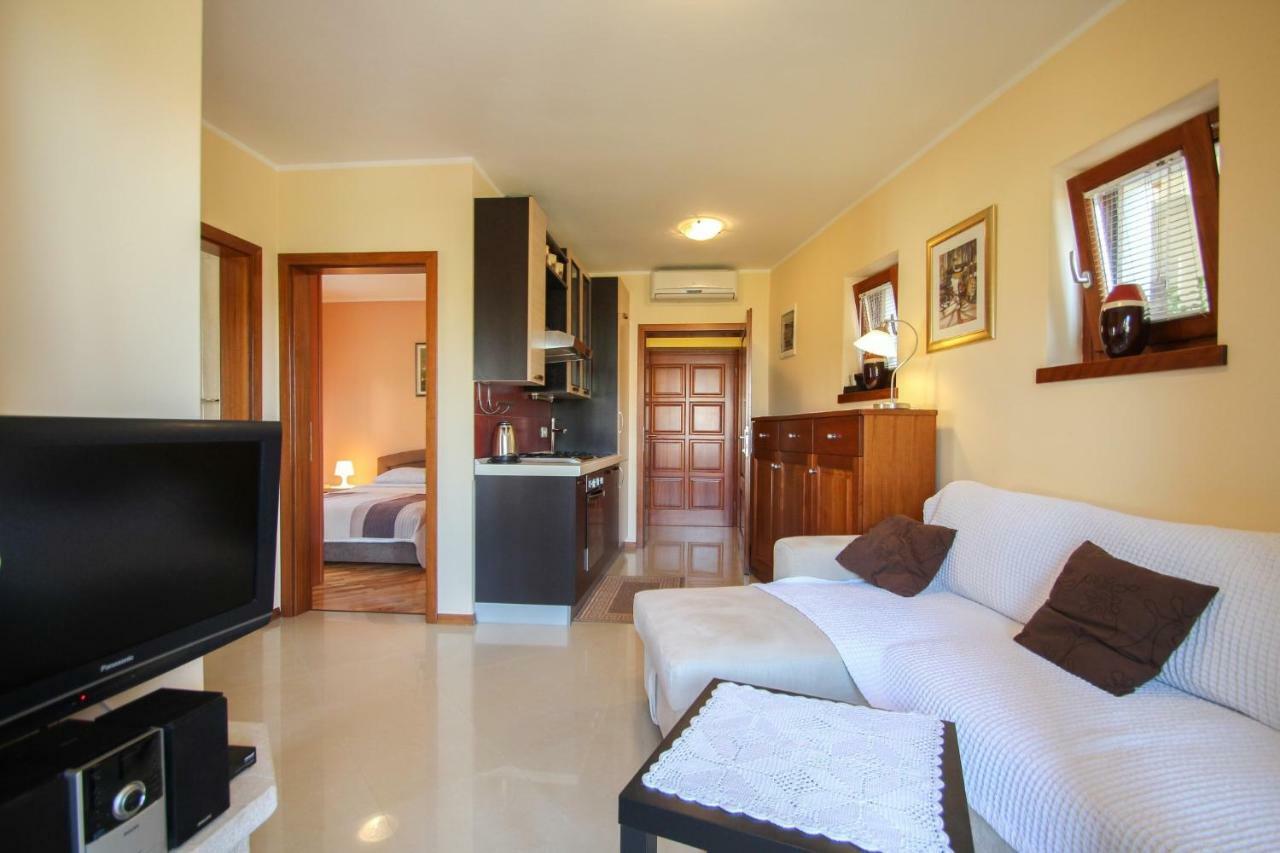 Casa Rafael 1 Apartamento Novigrad Istria Exterior foto